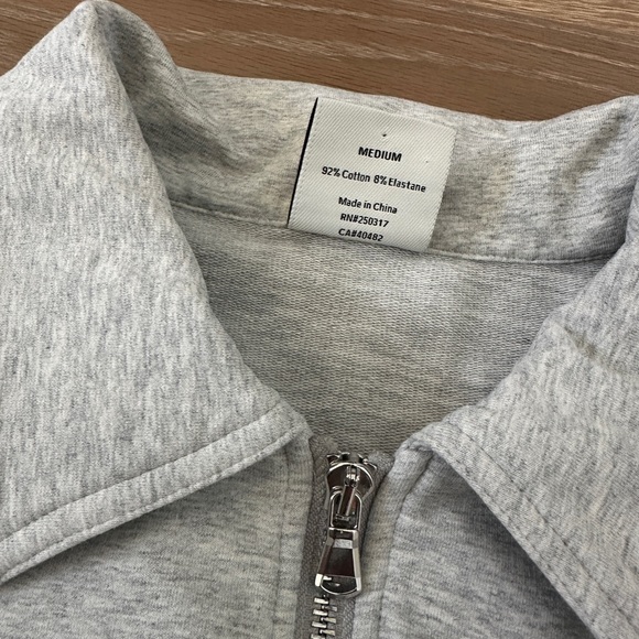 Varley Light Gray Sweatshirt - Picture 3 of 4